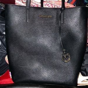 Micheal Kors Bag